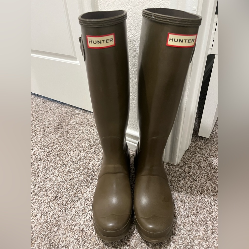 Hunter boots size 7